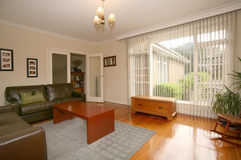 48 Cambridge Drive, GLEN WAVERLEY VIC 3150, Glen Waverley - Thumbnail 2