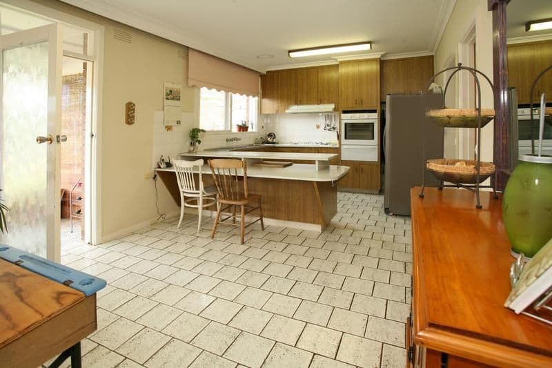 48 Cambridge Drive, GLEN WAVERLEY VIC 3150, Glen Waverley - Thumbnail 6