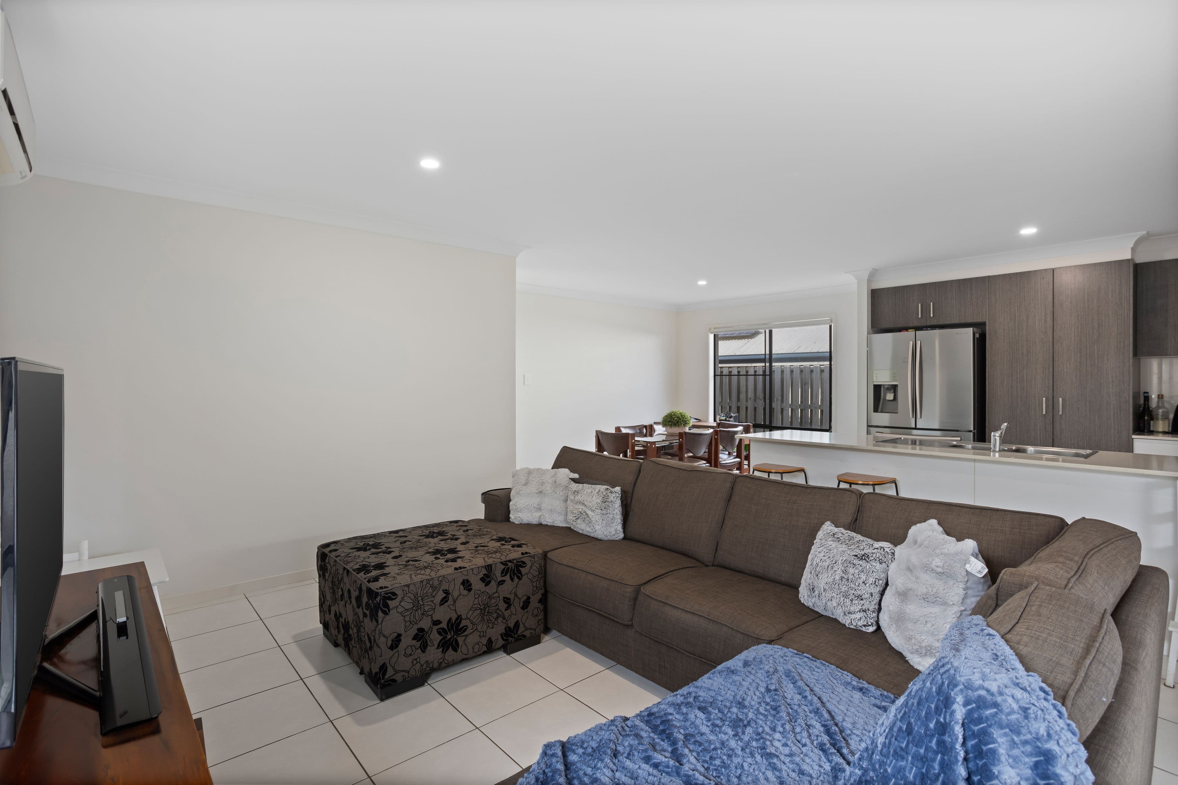 22 Mcpherson Crescent, Coomera QLD 4209, Coomera - Thumbnail 4