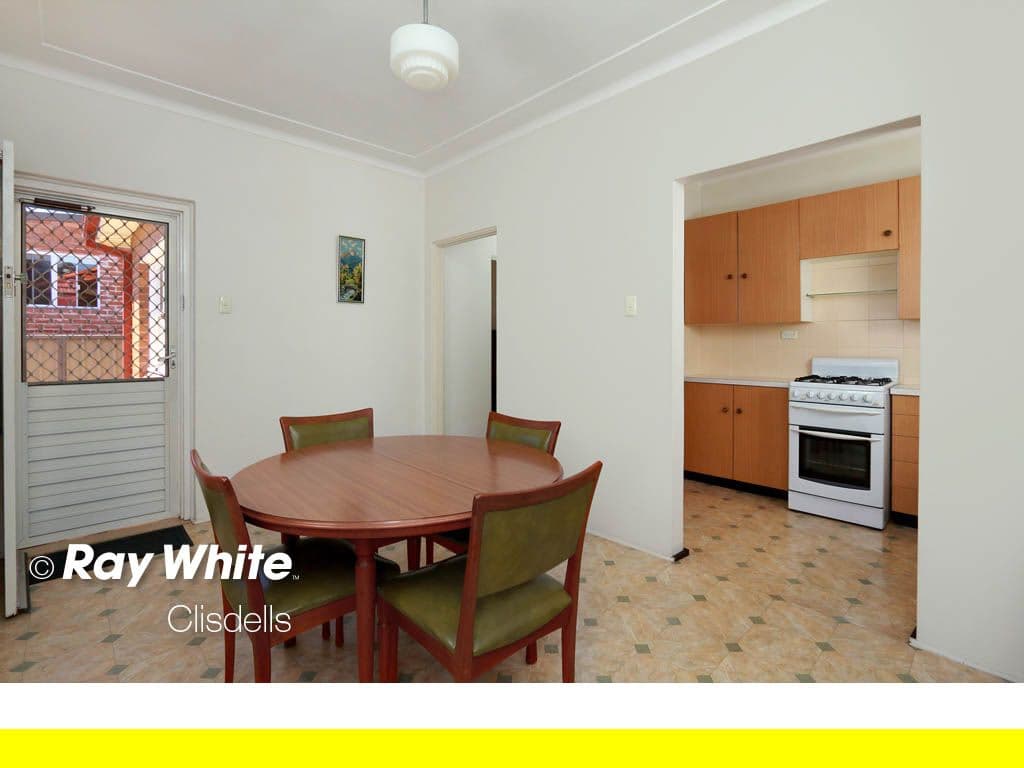 16 Simmons Road, KINGSGROVE NSW 2208, Kingsgrove - Thumbnail 2