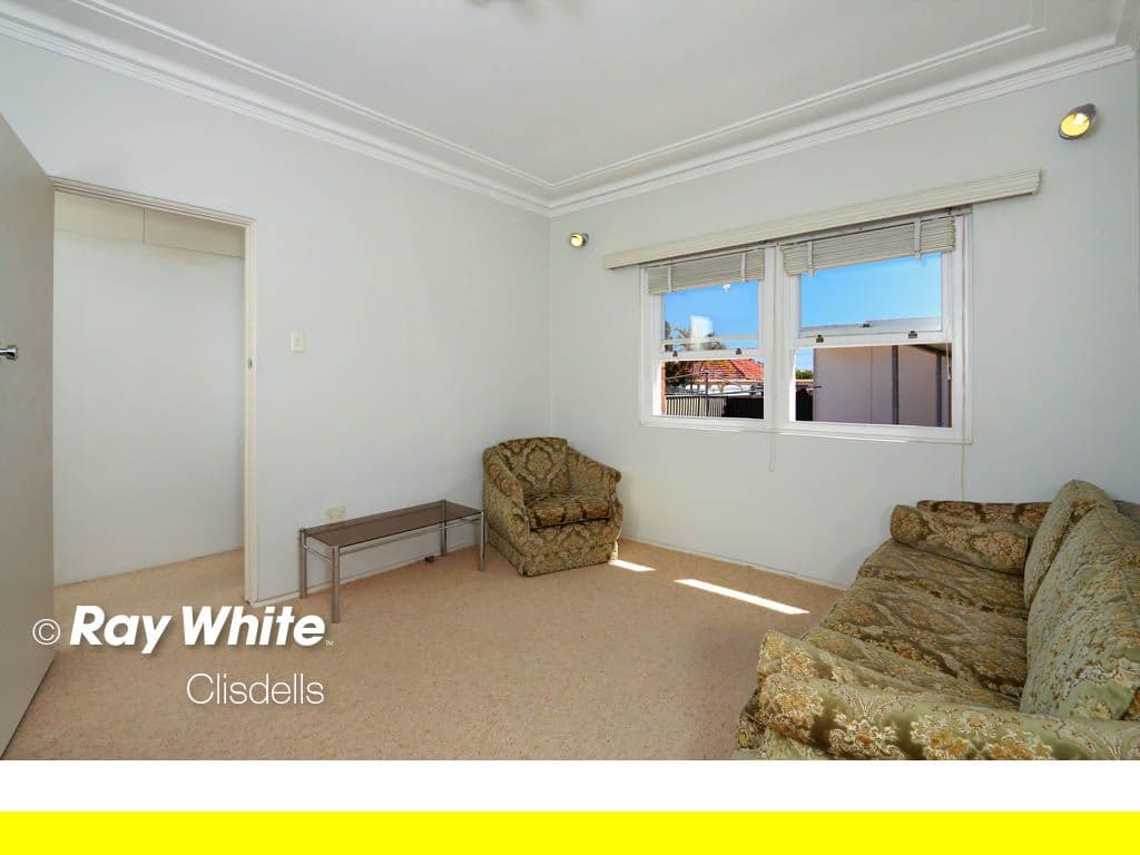 16 Simmons Road, KINGSGROVE NSW 2208, Kingsgrove - Thumbnail 3