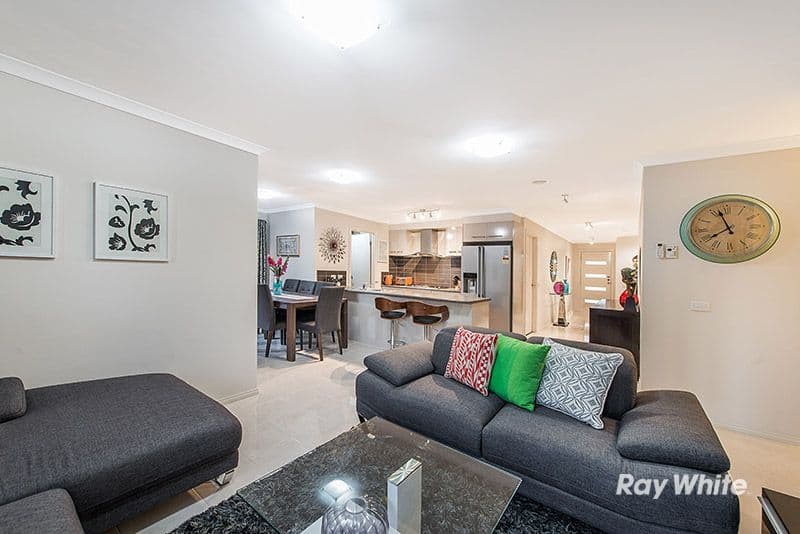 20 McEwan Drive, Cranbourne East VIC 3977, Cranbourne East - Thumbnail 4
