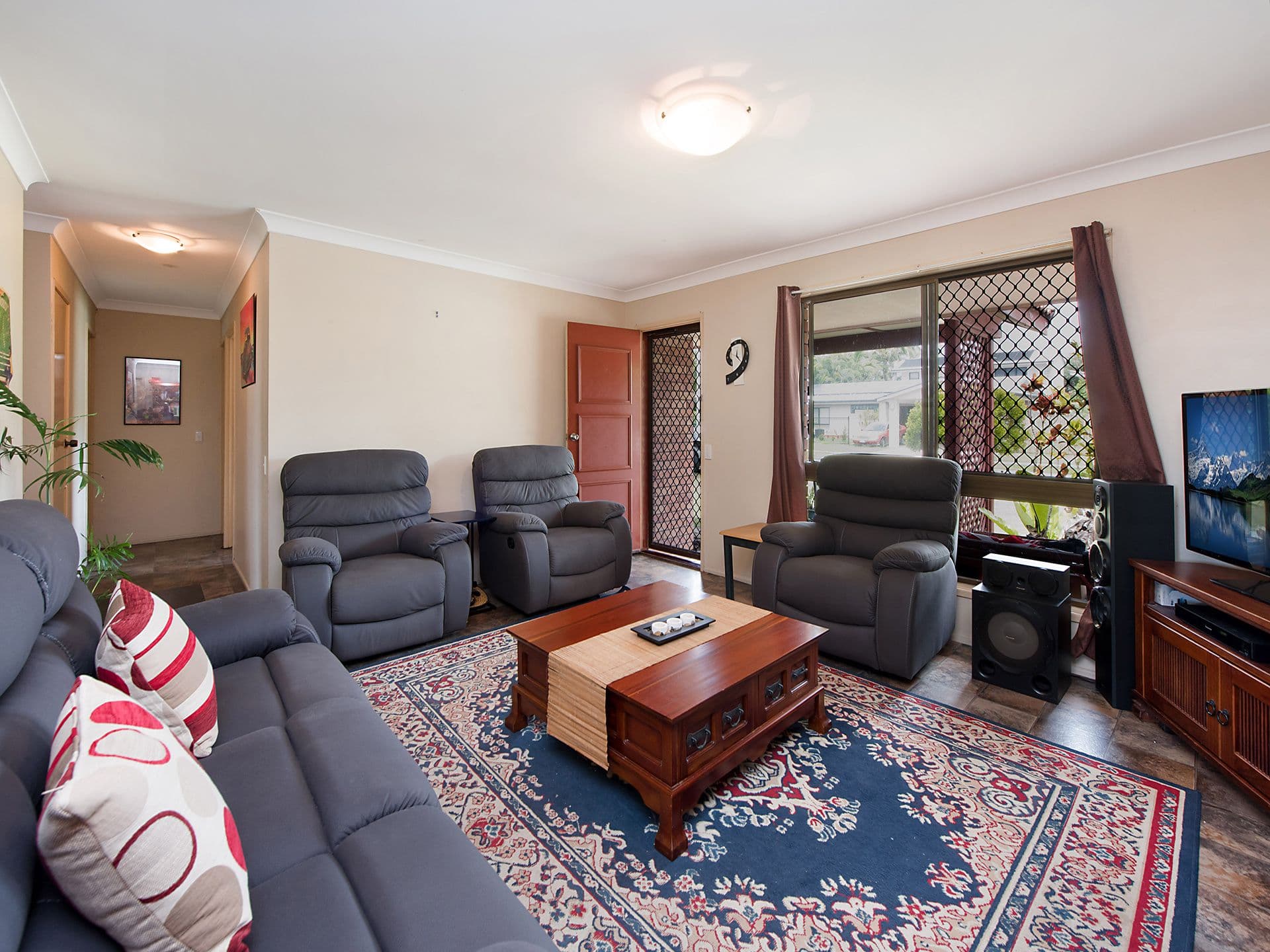 17 Currawan Street, Warana QLD 4575, Warana - Thumbnail 3