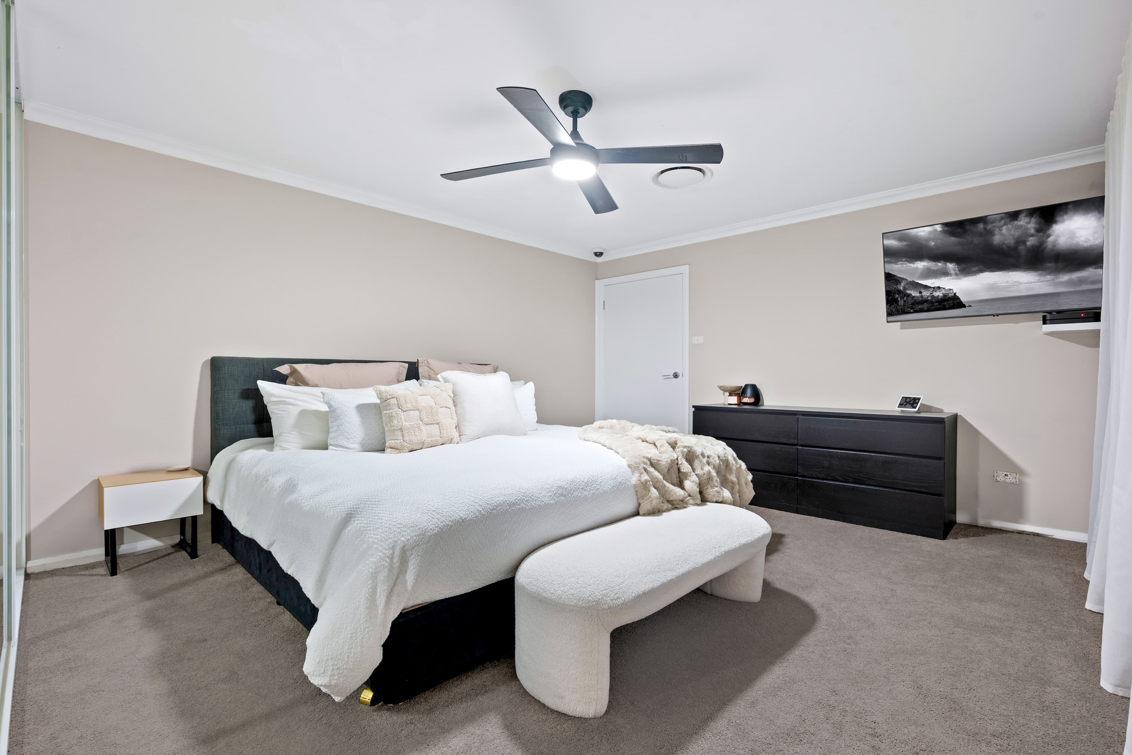 12 Eaglerange Avenue, GLEDSWOOD HILLS NSW 2557, Gledswood Hills - Thumbnail 8