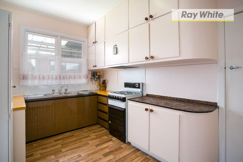 94 Warranilla Avenue, Rosebud VIC 3939, Rosebud - Thumbnail 5