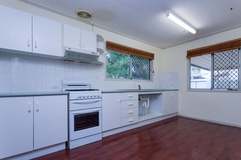 196 Stuart Street, Goodna QLD 4300, Goodna - Thumbnail 2