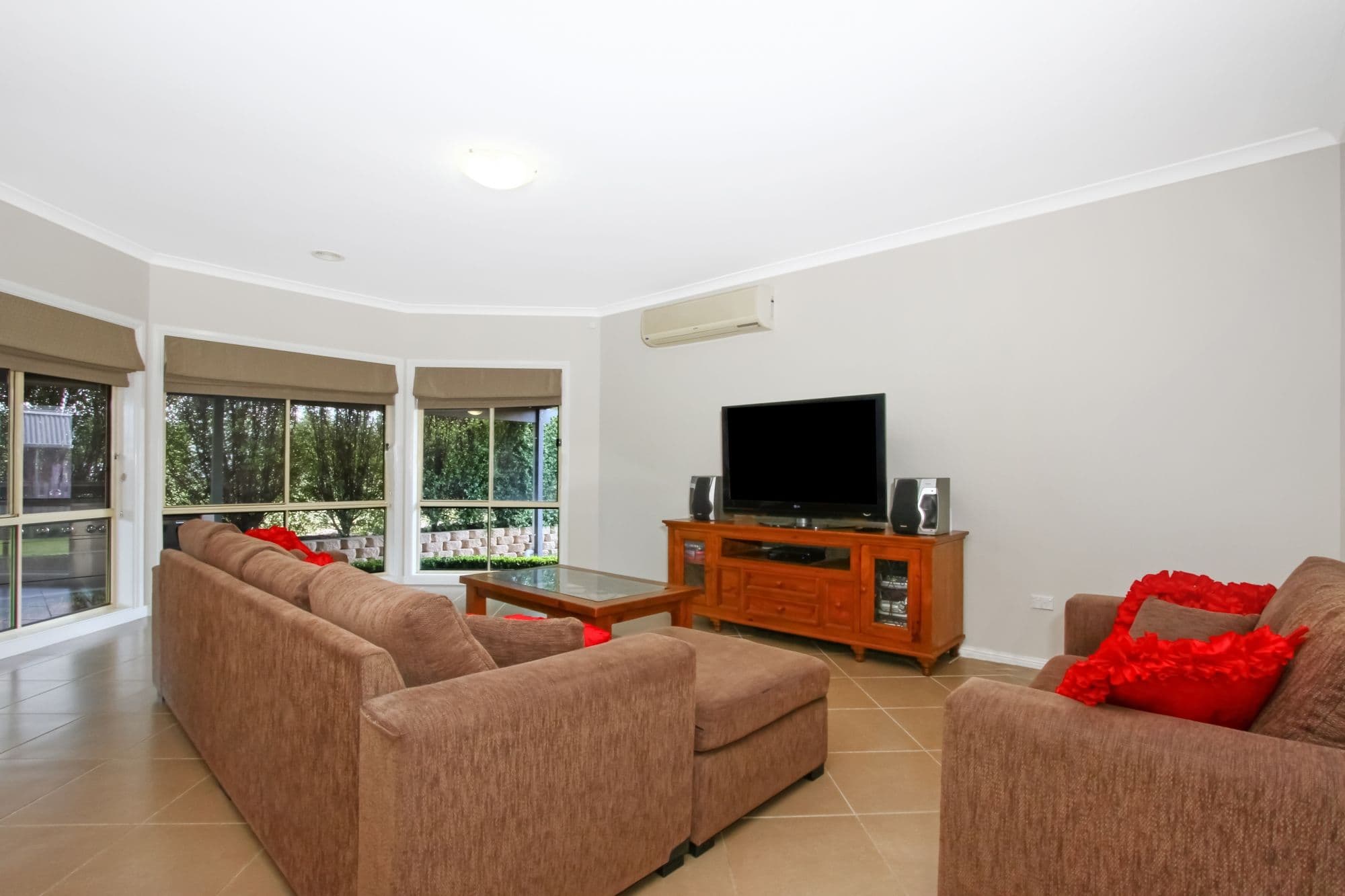 18 Highmead Drive, BRASSALL QLD 4305, Brassall - Thumbnail 6