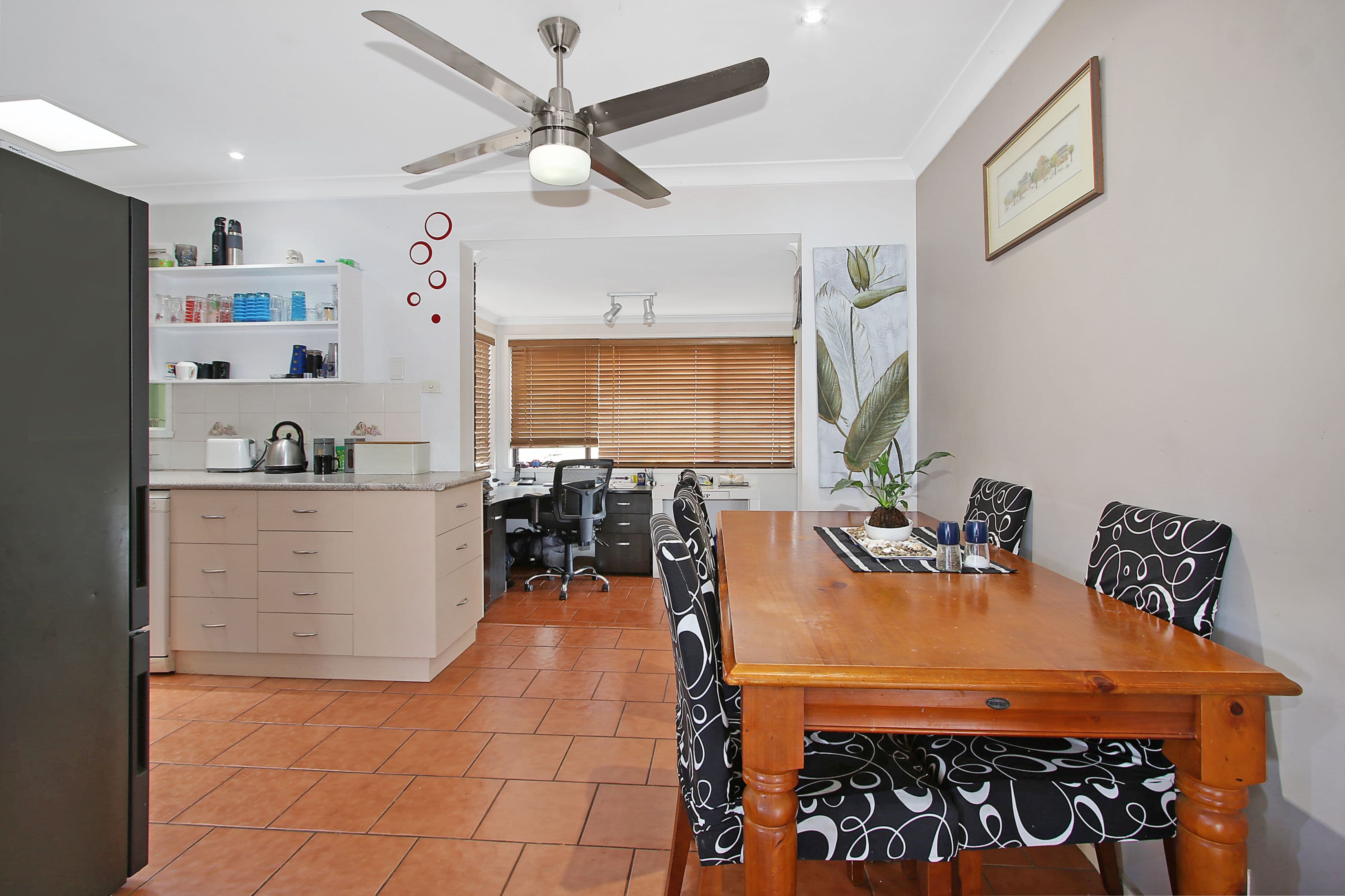 381 Sandrina Drive, Lavington NSW 2641, Lavington - Thumbnail 4