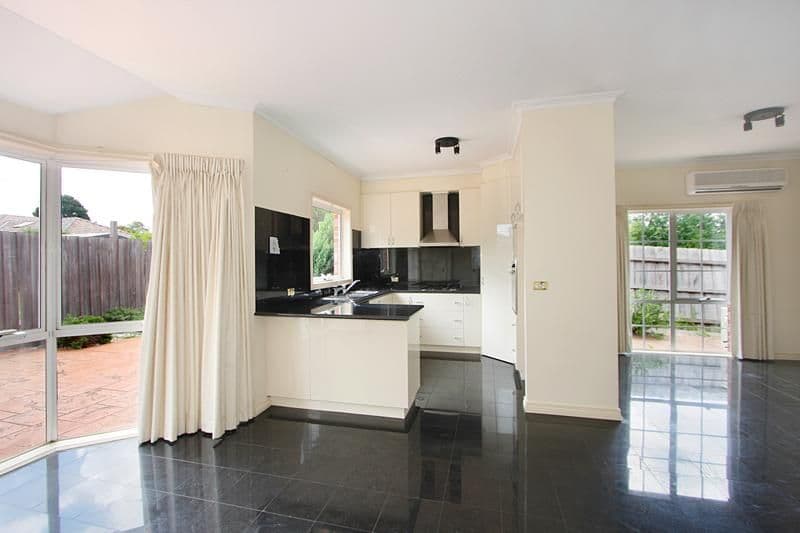 3 Stradbroke Street, OAKLEIGH SOUTH VIC 3167, Oakleigh South - Thumbnail 3