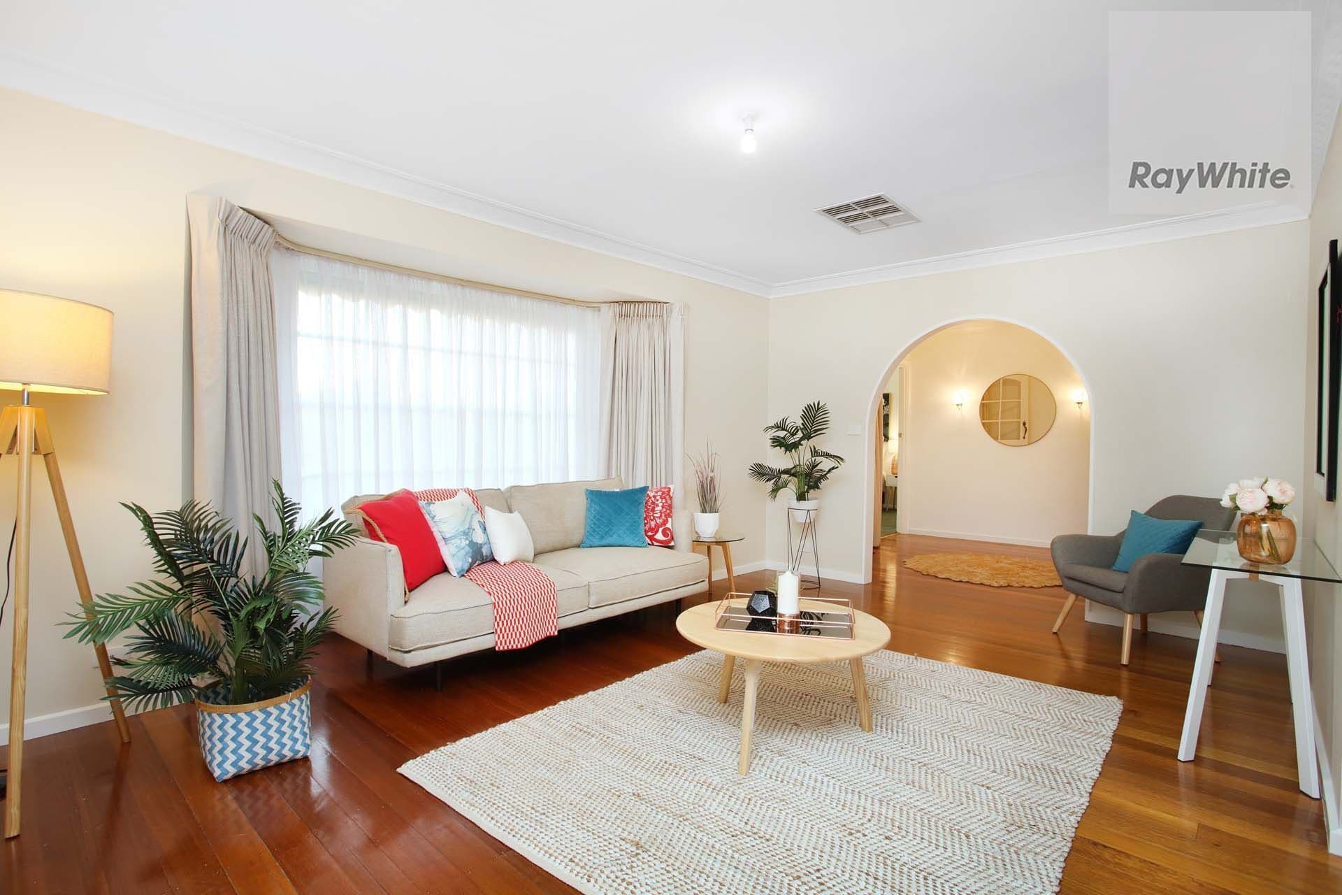 8 Conifer Close, Gladstone Park VIC 3043, Gladstone Park - Thumbnail 2