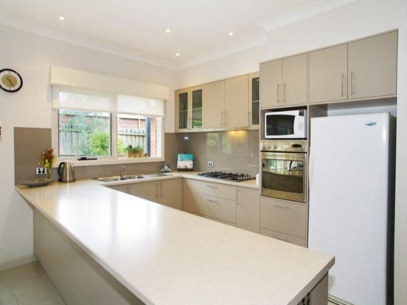 13 Peppertree Rise, WAURN PONDS VIC 3216, Waurn Ponds - Thumbnail 2