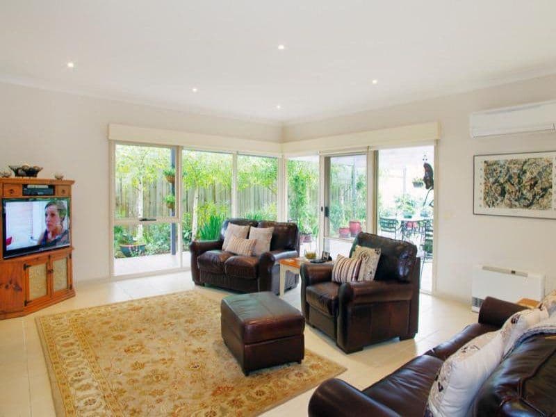 13 Peppertree Rise, WAURN PONDS VIC 3216, Waurn Ponds - Thumbnail 3