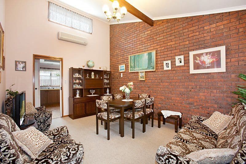 12 Linden Avenue, HEIDELBERG HEIGHTS VIC 3081, Heidelberg Heights - Thumbnail 2