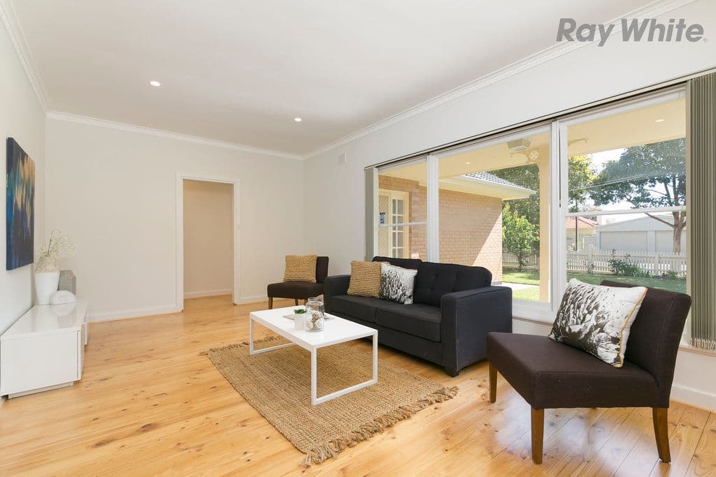 18 Francis Avenue, Glengowrie SA 5044, Glengowrie - Thumbnail 2