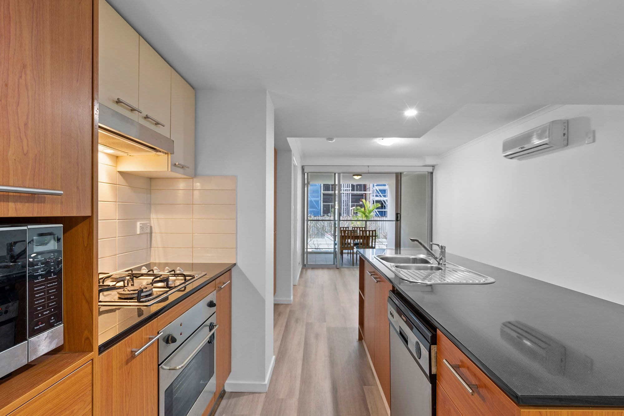 10 Manning Street, South Brisbane QLD 4101, South Brisbane - Thumbnail 4