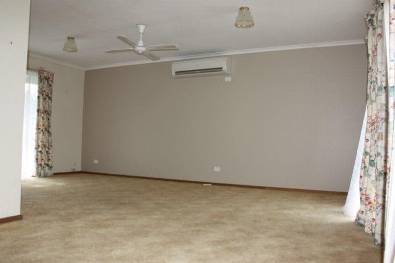 47 Federation Avenue, COROWA NSW 2646, Corowa - Thumbnail 6