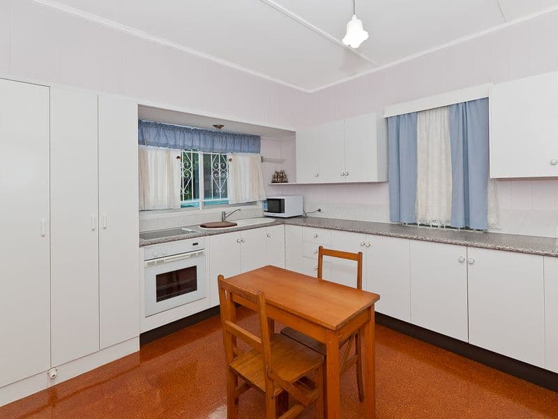 51 Le Geyt Street, WINDSOR QLD 4030, Windsor - Thumbnail 4