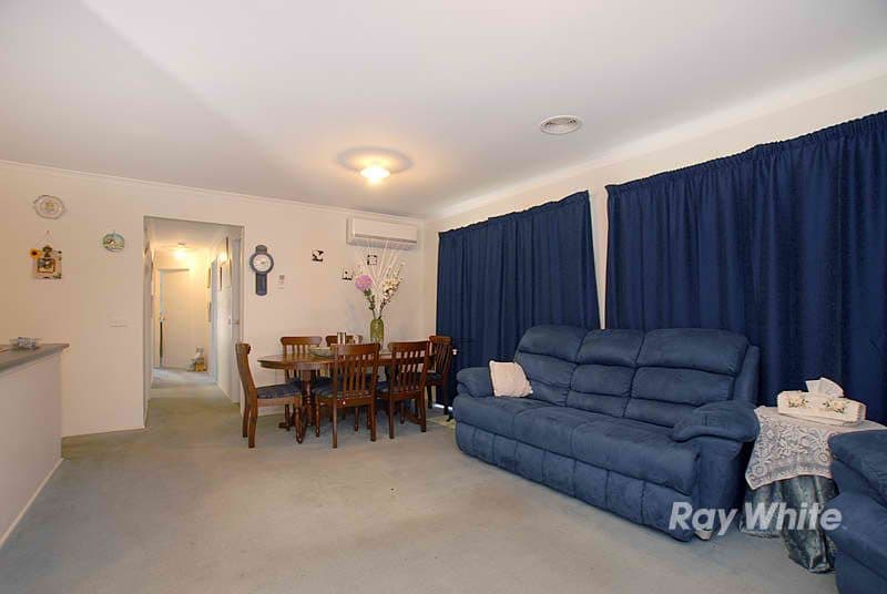 52 Bernborough Avenue, CRANBOURNE VIC 3977, Cranbourne West - Thumbnail 4