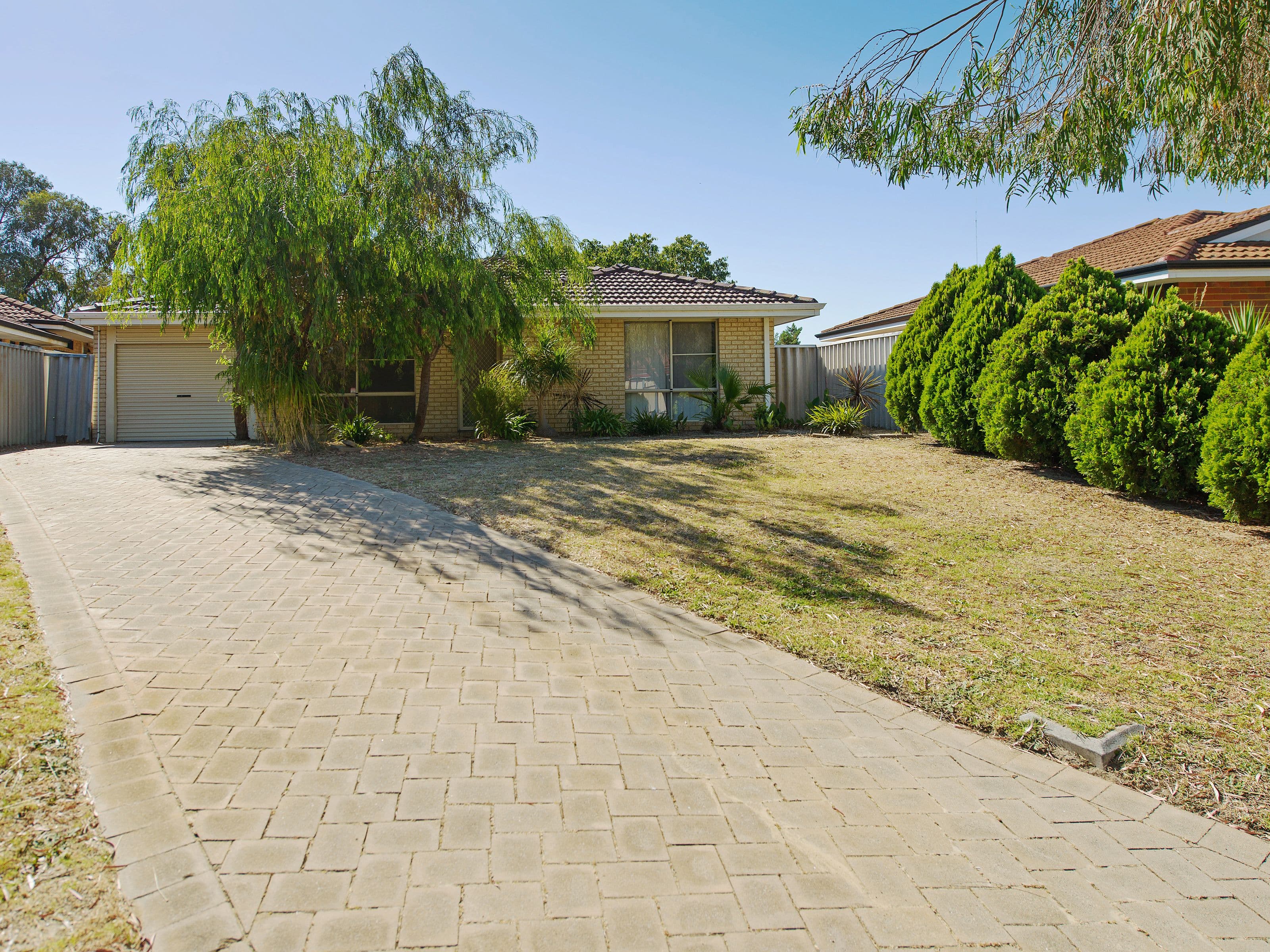 23 Lansing Street, Queens Park WA 6107, Queens Park - Image 1