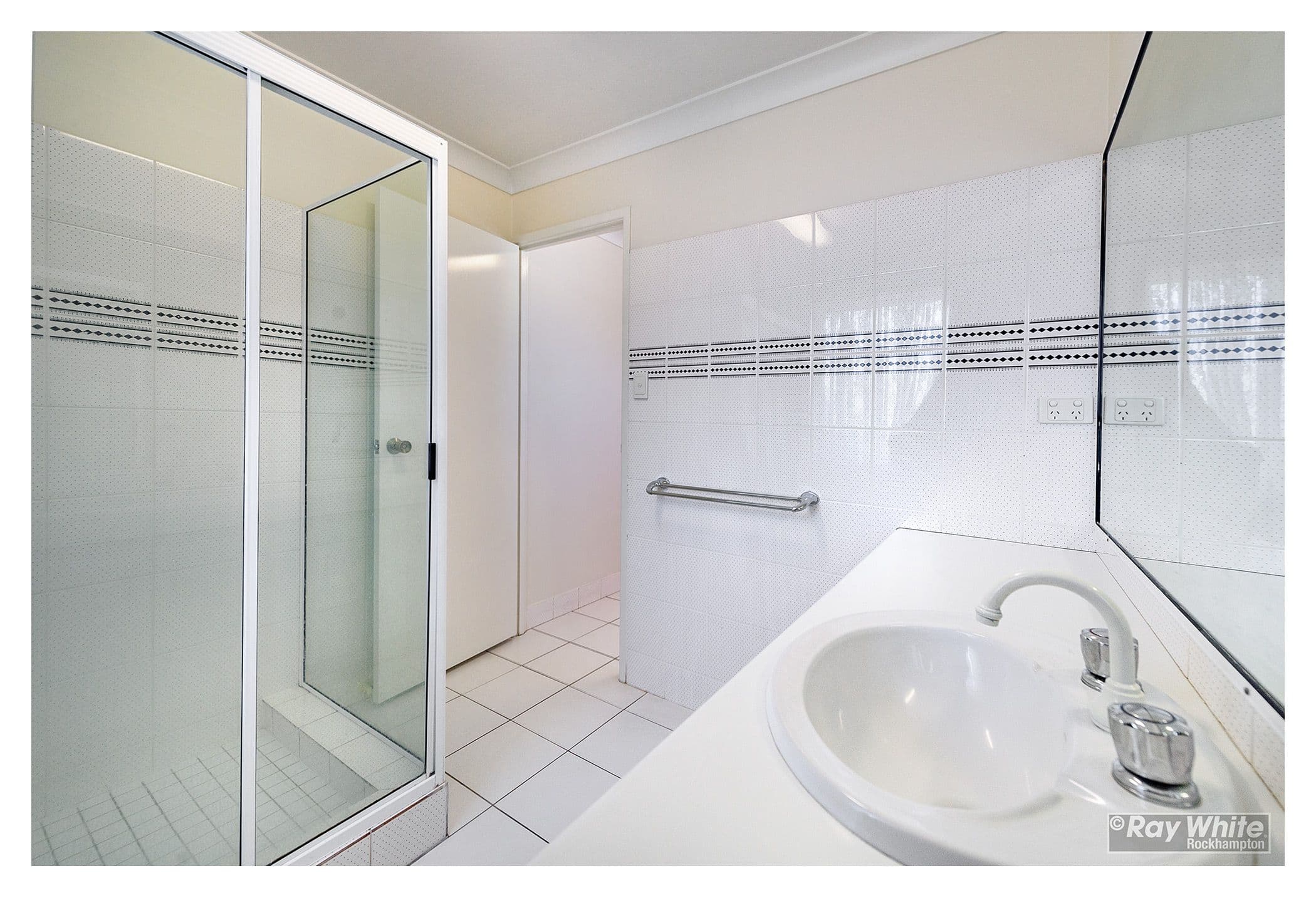 37 Armstrong Street, Berserker QLD 4701, Berserker - Thumbnail 7