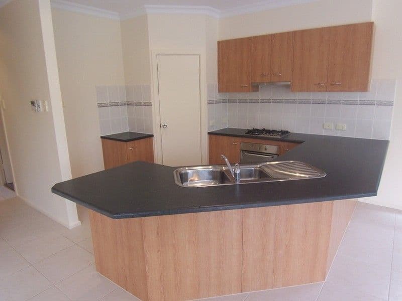 70 Sanctuary Drive, MAWSON LAKES SA 5095, Mawson Lakes - Thumbnail 4