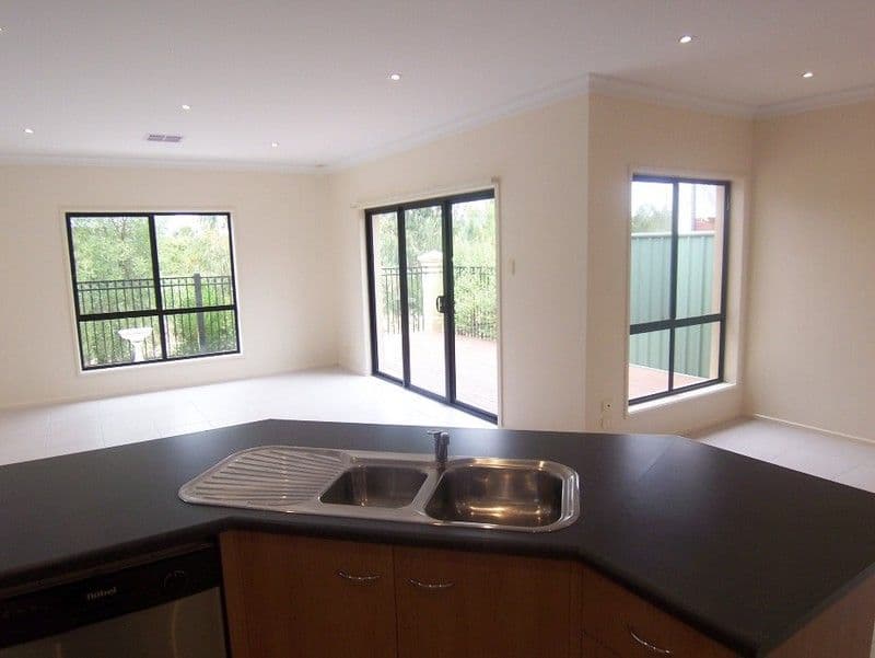 70 Sanctuary Drive, MAWSON LAKES SA 5095, Mawson Lakes - Thumbnail 5