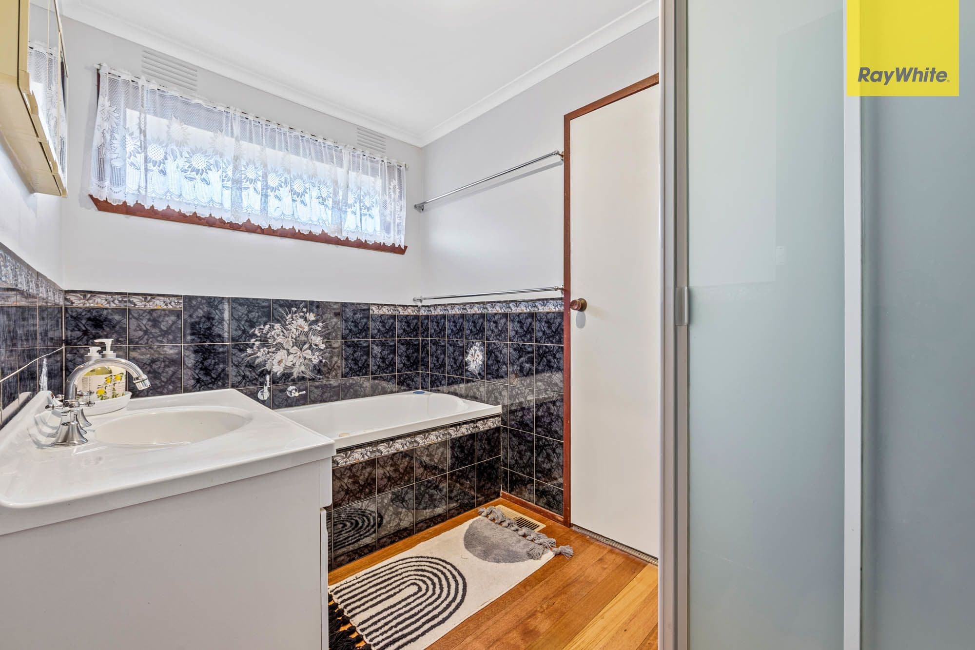3 Epalock Crescent, St Albans VIC 3021, St Albans - Thumbnail 6