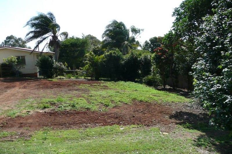 8 Bernays Road, WYNNUM WEST QLD 4178, Wynnum West - Thumbnail 4