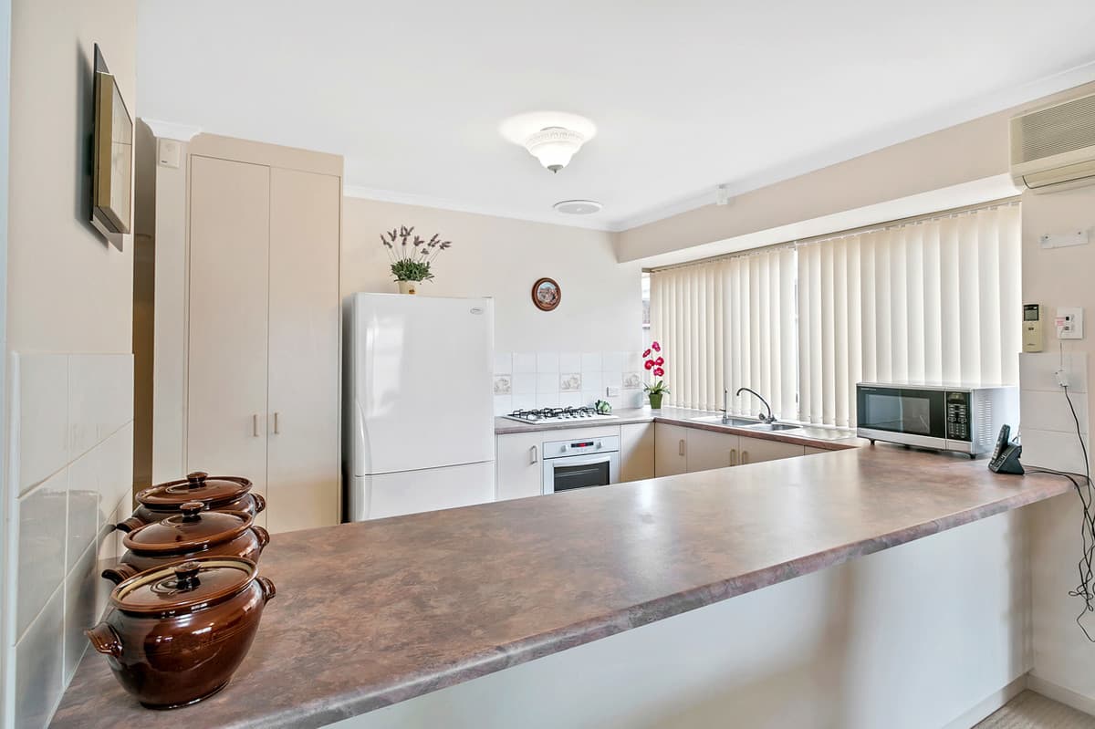 32 Victoria Drive, Oakden SA 5086, Oakden - Thumbnail 4