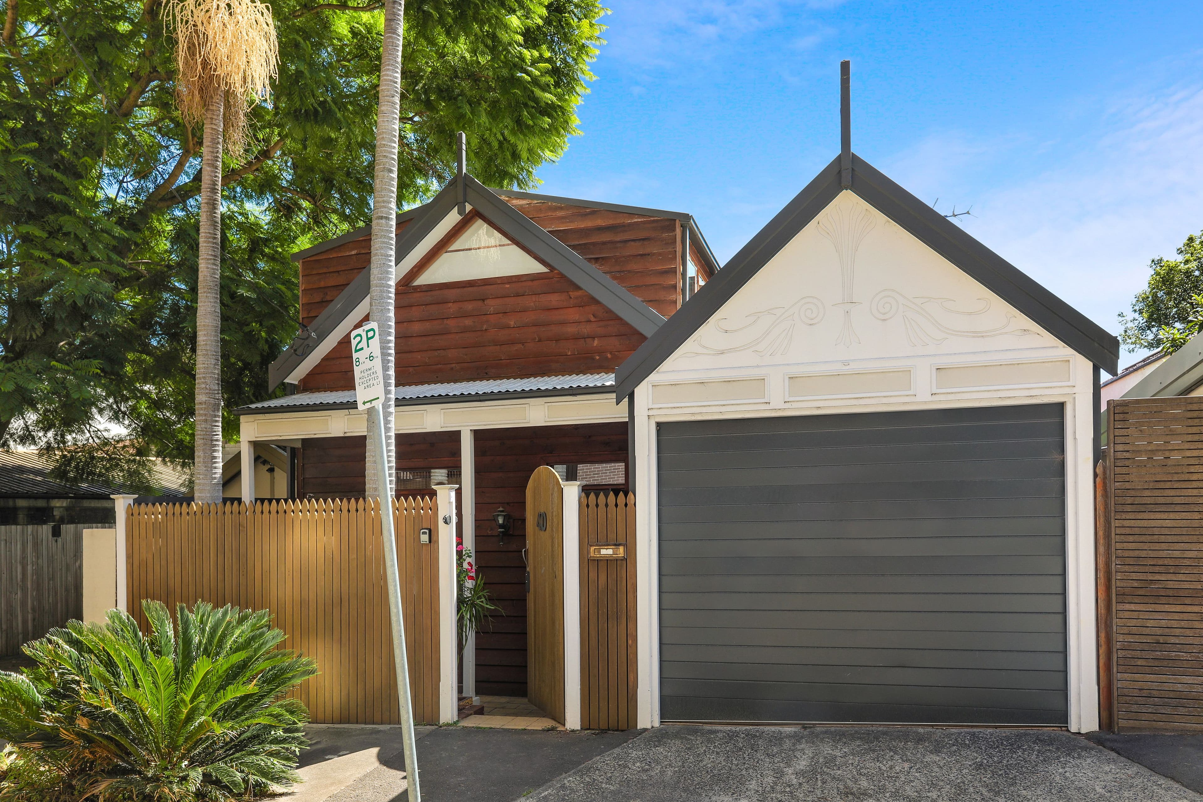 40 Upward Street, Leichhardt - Image 1