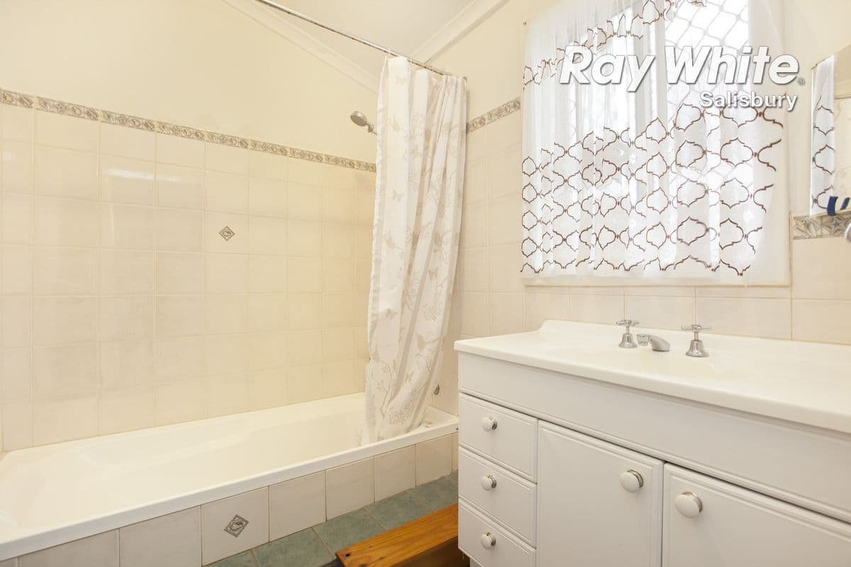 11 Dowlish Street, Davoren Park SA 5113, Davoren Park - Thumbnail 8