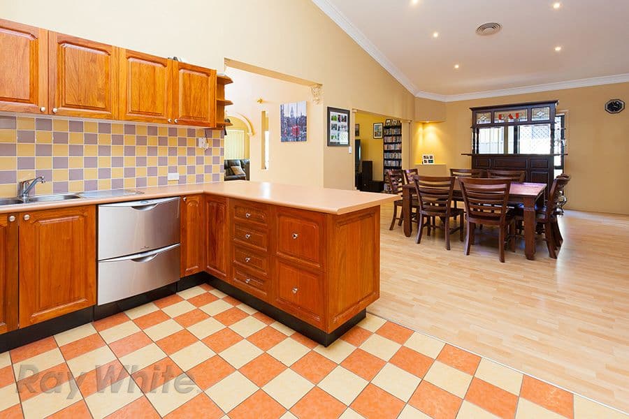 21 Heritage Circuit, SPRINGFIELD LAKES QLD 4300, Springfield Lakes - Thumbnail 4