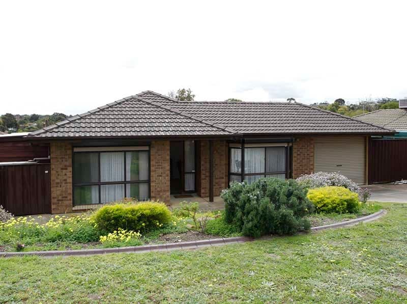 4 Huntingdale Road, NOARLUNGA DOWNS SA 5168, Noarlunga Downs - Image 1