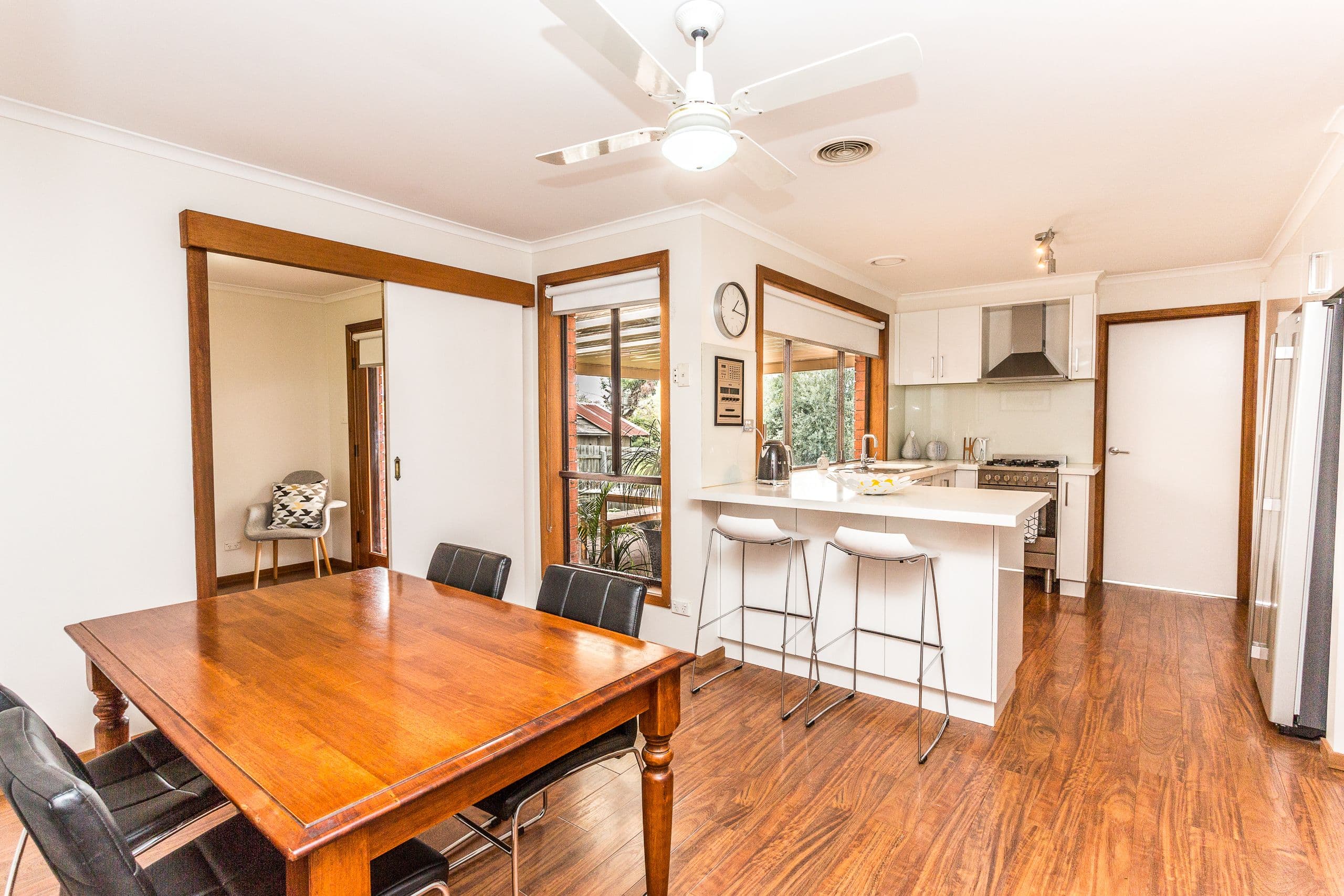 10 Matthews Street, Sunshine VIC 3020, Sunshine - Thumbnail 4