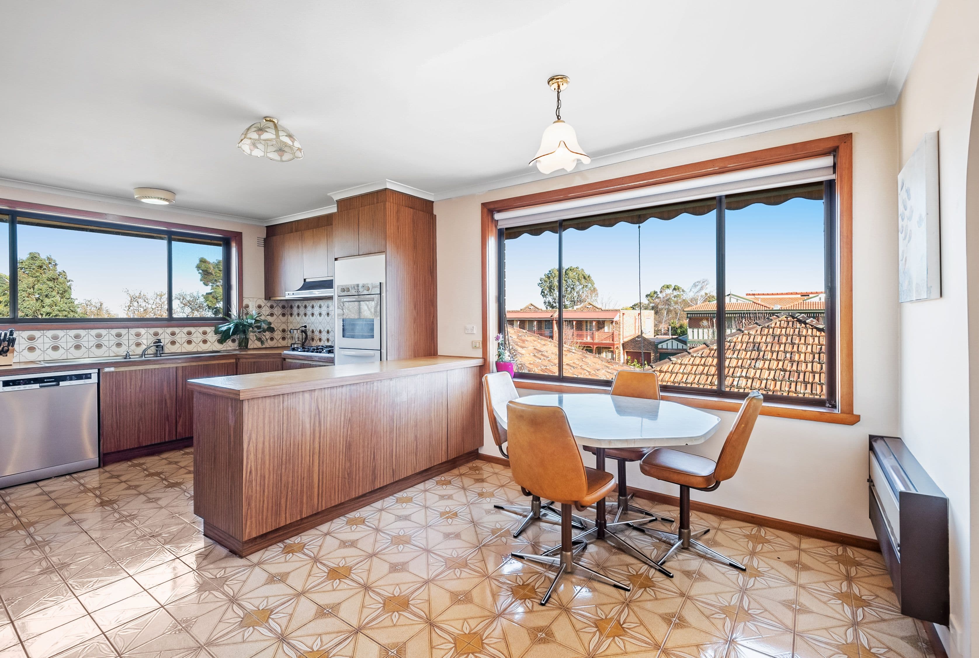 51 Queen Street, Reservoir VIC 3073, Reservoir - Thumbnail 3