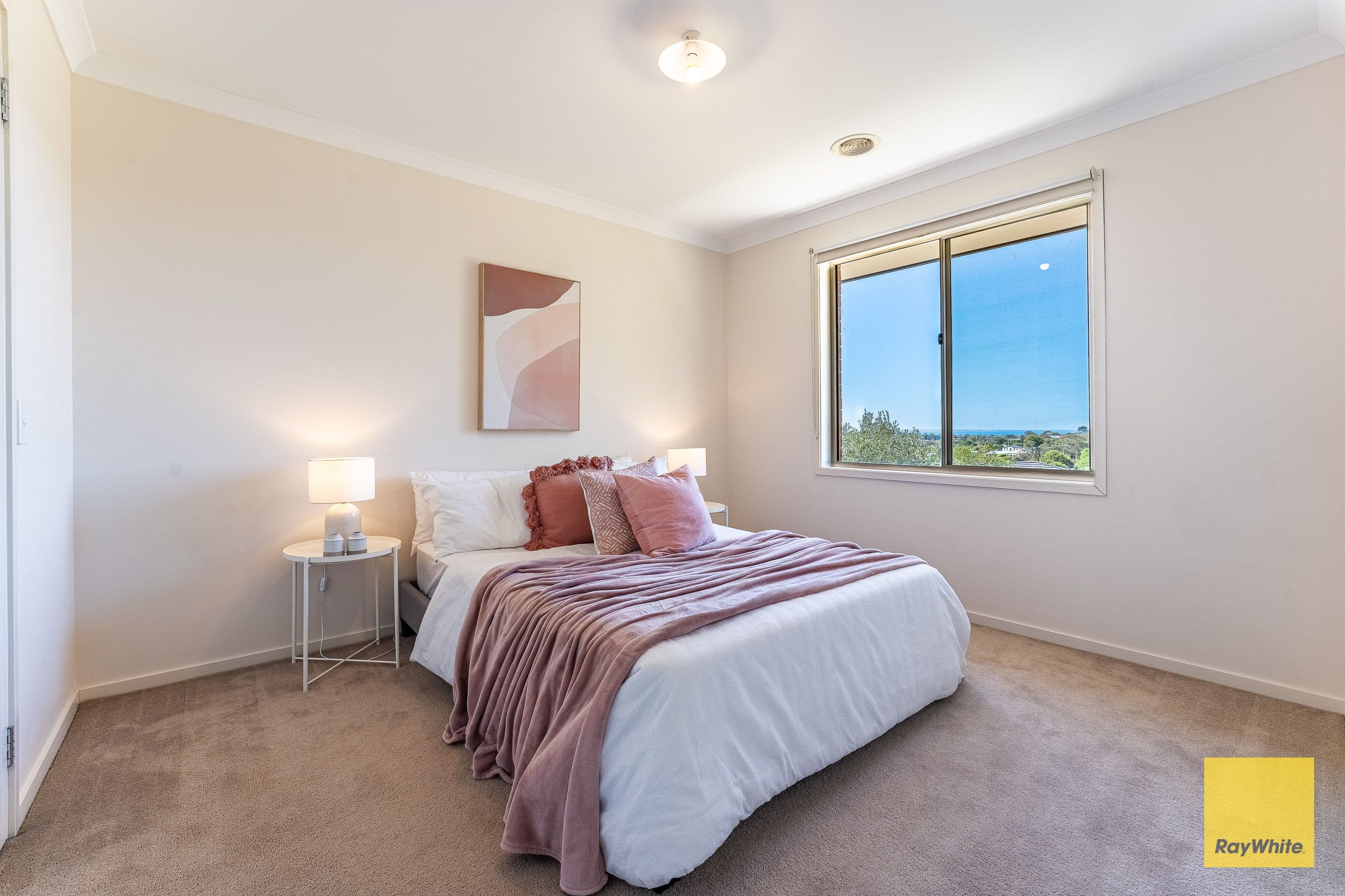 56 Stoneleigh Crescent, Highton VIC 3216, Highton - Thumbnail 4