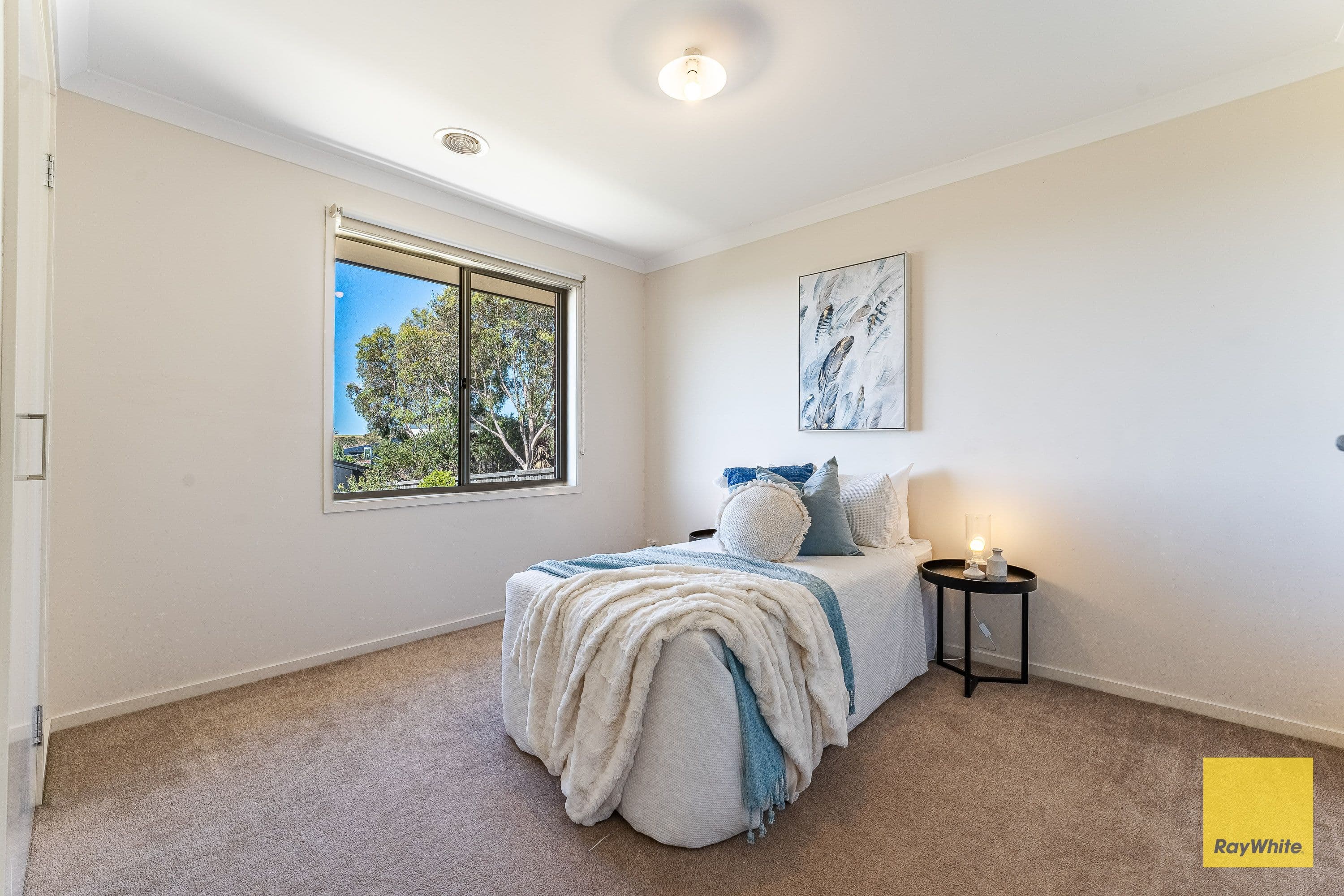 56 Stoneleigh Crescent, Highton VIC 3216, Highton - Thumbnail 5