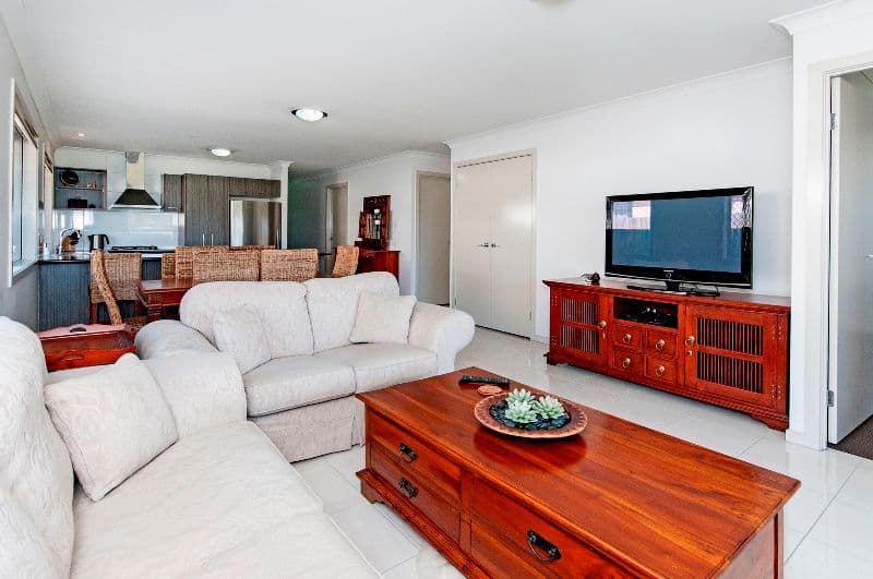 33 Nixon Drive, NORTH BOOVAL QLD 4304, North Booval - Thumbnail 3