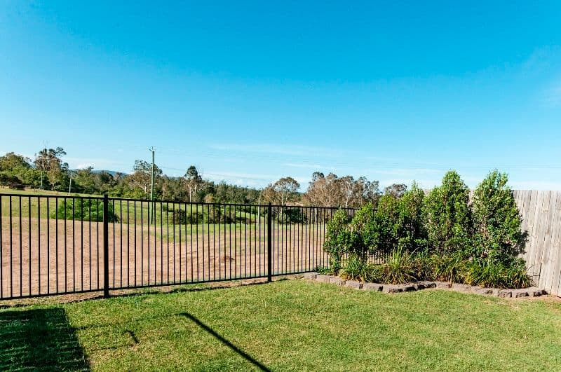 33 Nixon Drive, NORTH BOOVAL QLD 4304, North Booval - Thumbnail 8