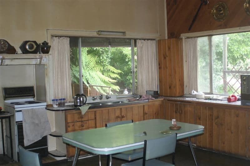 8 Atkinson Court, BEECHWORTH VIC 3747, Beechworth - Thumbnail 4