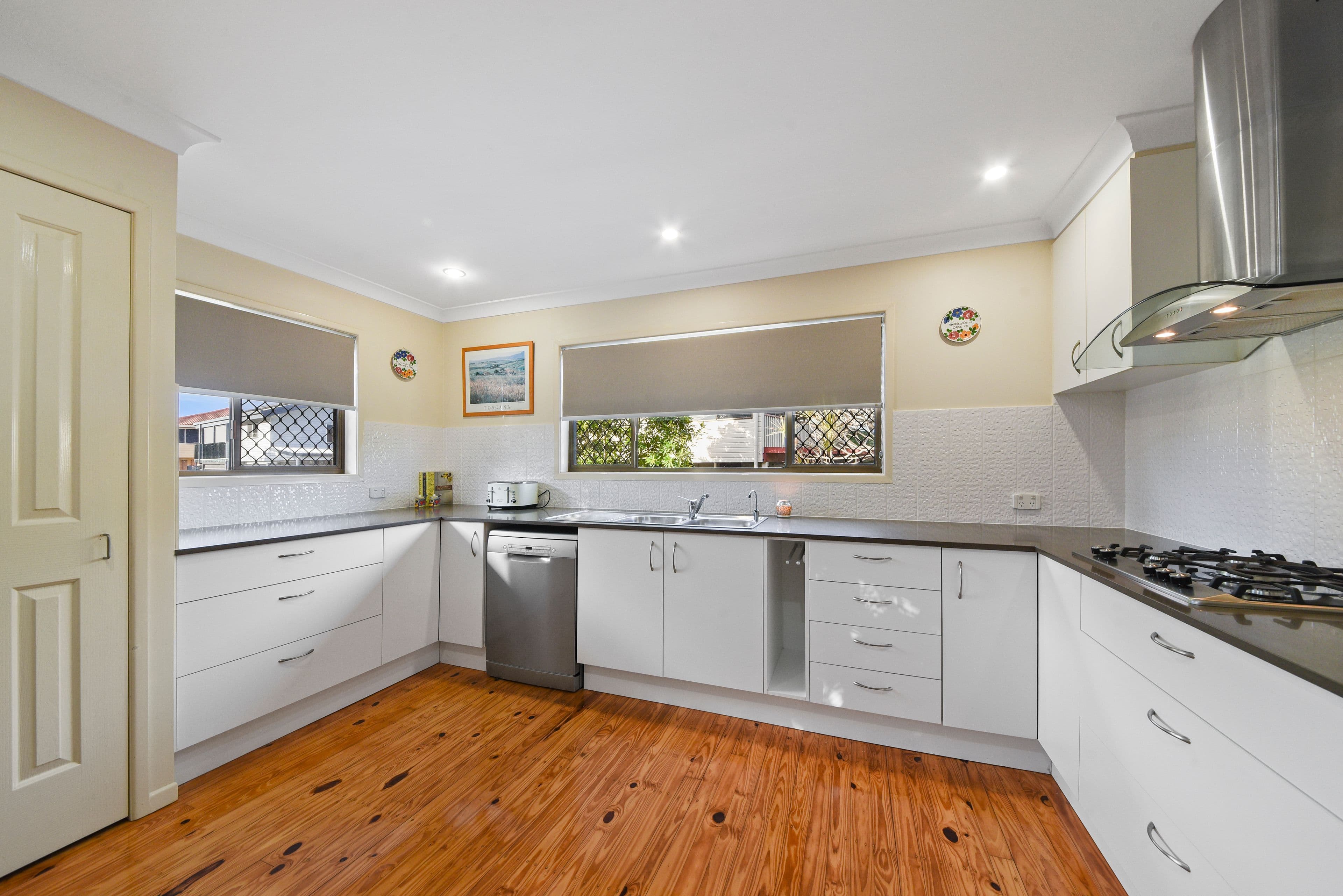 4 Elsergundo Street, Bracken Ridge QLD 4017, Bracken Ridge - Thumbnail 6