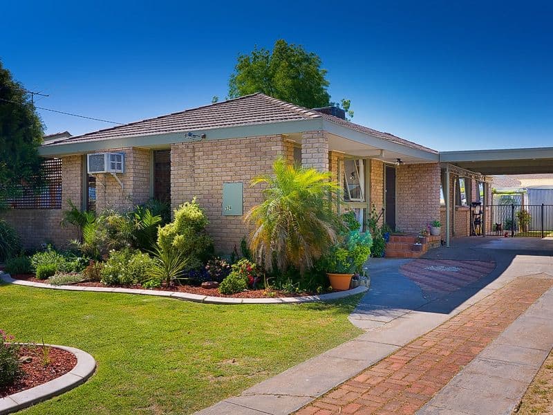 324 Cheyenne Drive, LAVINGTON NSW 2641, Lavington - Image 1