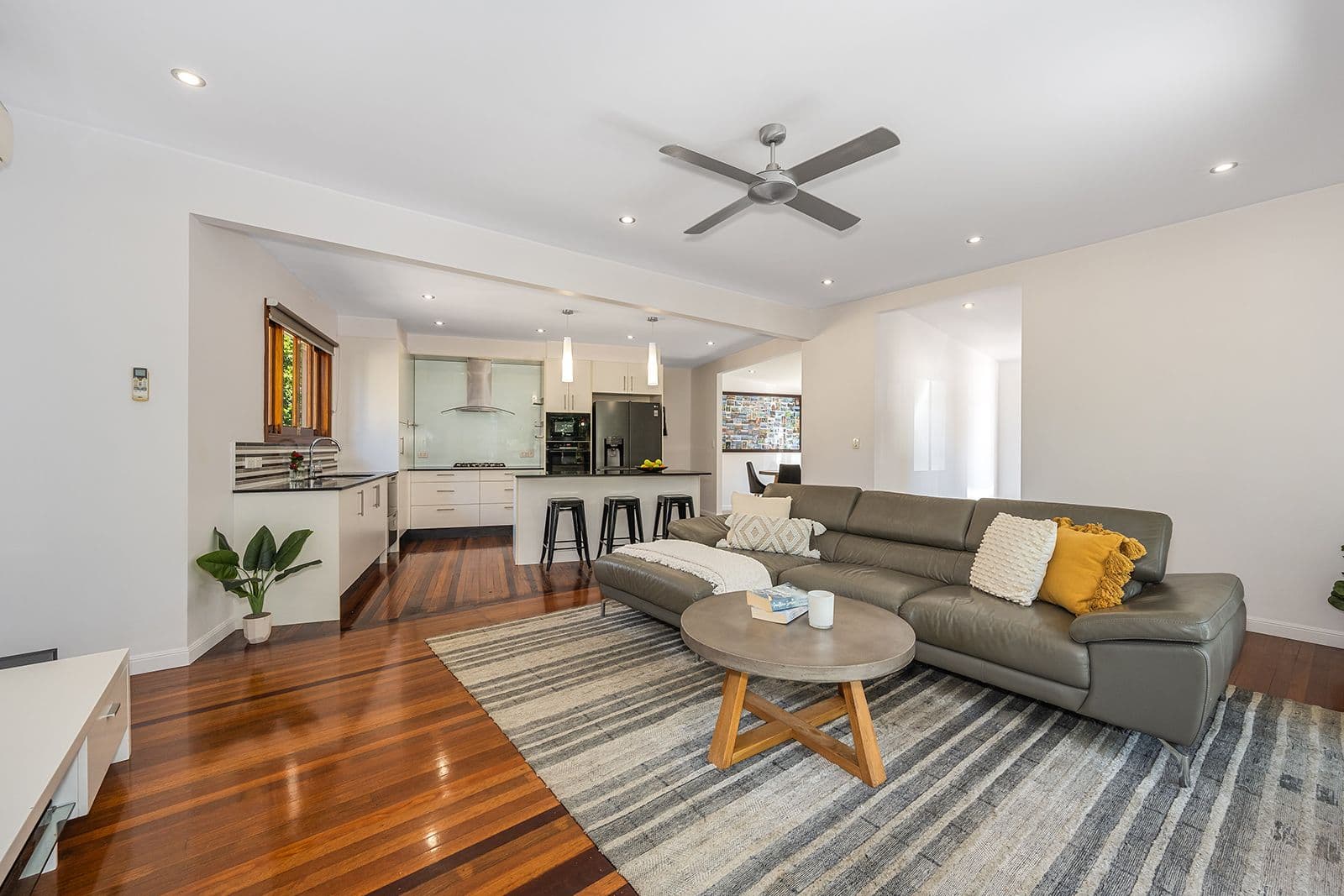 25 Aberfoyle Street, Kenmore QLD 4069, Kenmore - Image 1