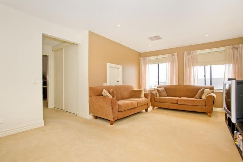23-25 Birchwood Drive, ST ALBANS PARK VIC 3219, St Albans Park - Thumbnail 7