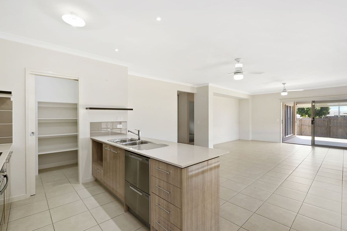 61 Hinton Crescent, Mango Hill QLD 4509, Mango Hill - Thumbnail 2