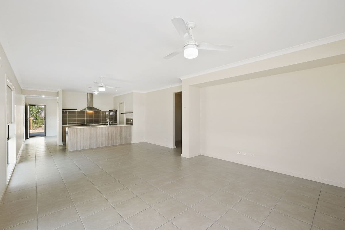 61 Hinton Crescent, Mango Hill QLD 4509, Mango Hill - Thumbnail 4