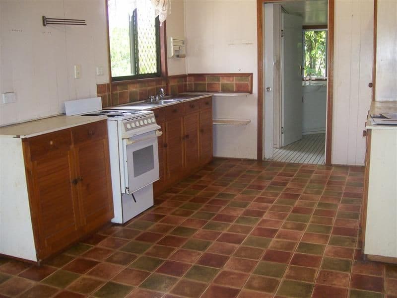 9 North Avenue, South Johnstone, INNISFAIL QLD 4860, Innisfail - Thumbnail 4