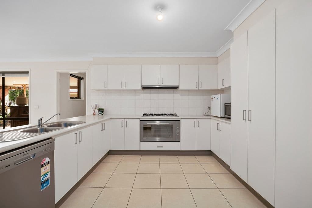 7 Playford Drive, Wyndham Vale VIC 3024, Wyndham Vale - Thumbnail 3