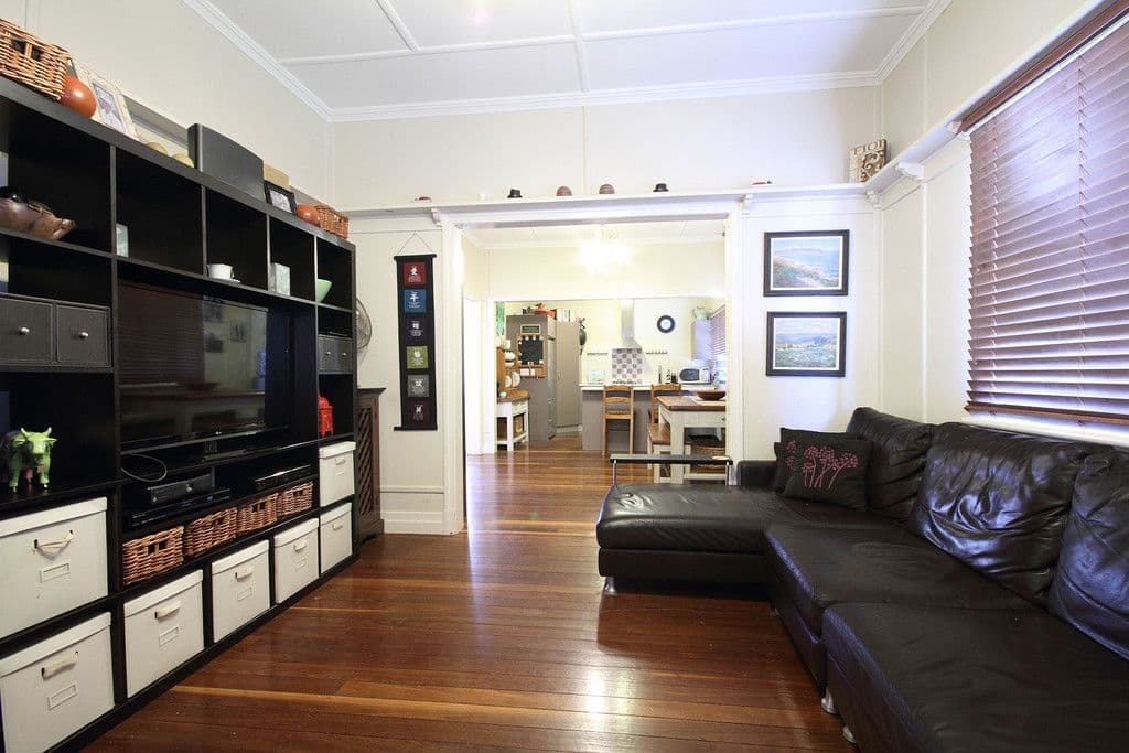 82 Holland Road, Holland Park QLD 4121, Holland Park - Thumbnail 3