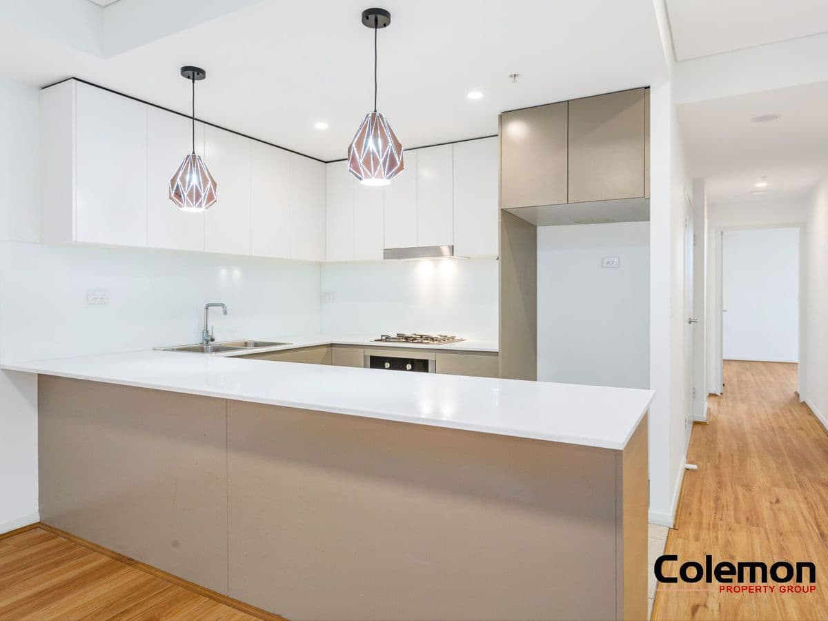 723 / 2E Charles St, Canterbury, Canterbury - Thumbnail 2